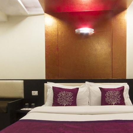 Hotel Accore Inn มุมไบ ภายนอก รูปภาพ