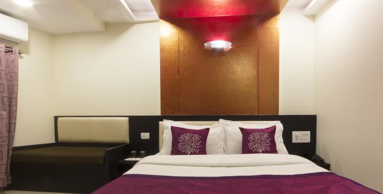 Hotel Accore Inn มุมไบ ภายนอก รูปภาพ