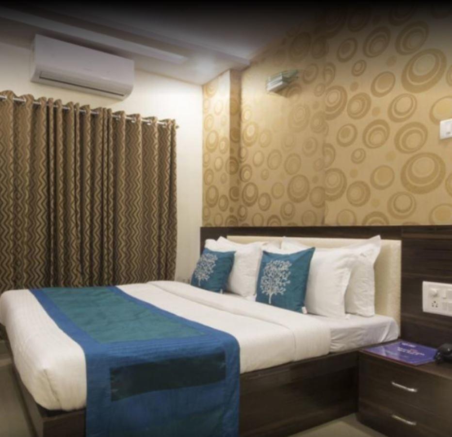 Hotel Accore Inn มุมไบ ภายนอก รูปภาพ
