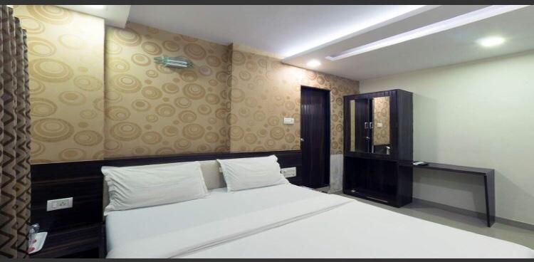 Hotel Accore Inn มุมไบ ภายนอก รูปภาพ