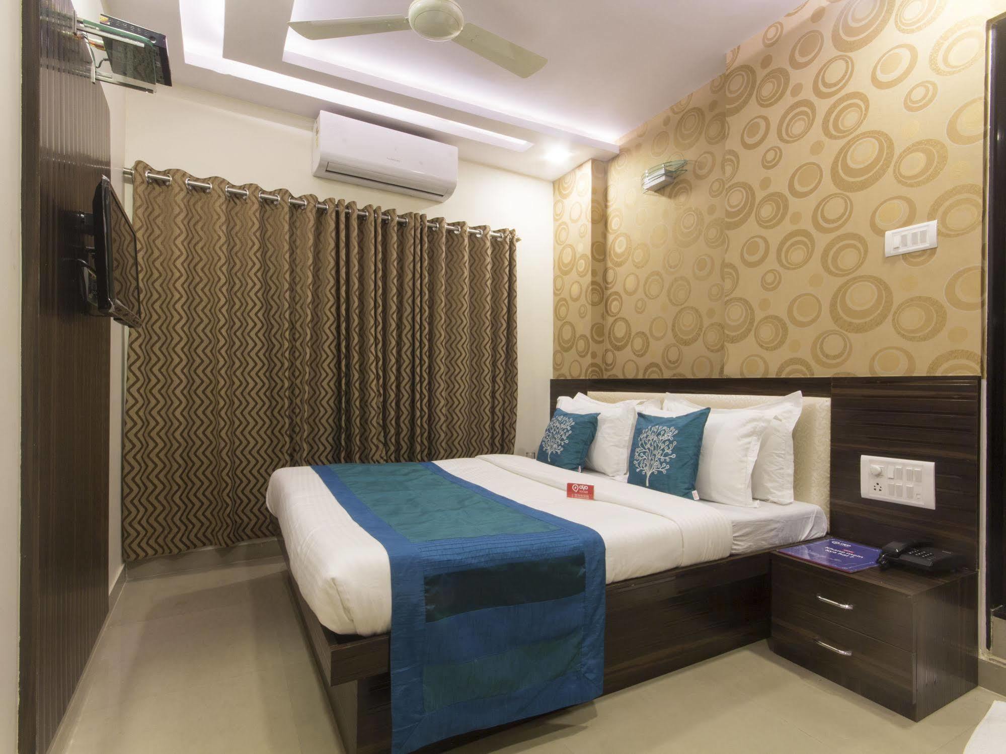 Hotel Accore Inn มุมไบ ภายนอก รูปภาพ