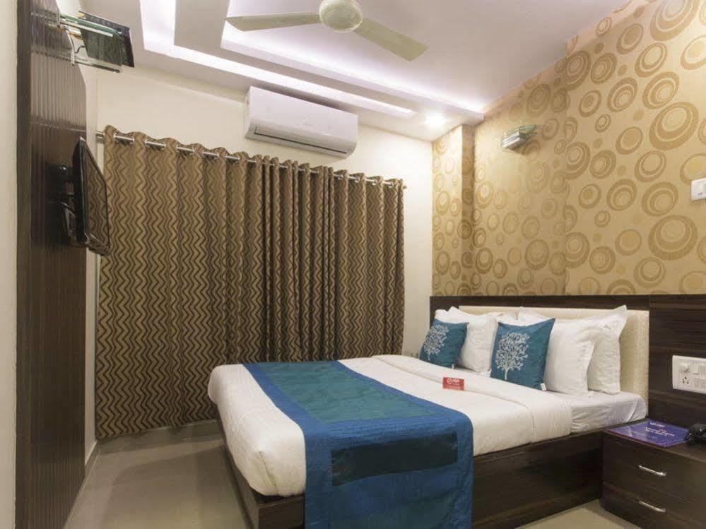 Hotel Accore Inn มุมไบ ภายนอก รูปภาพ