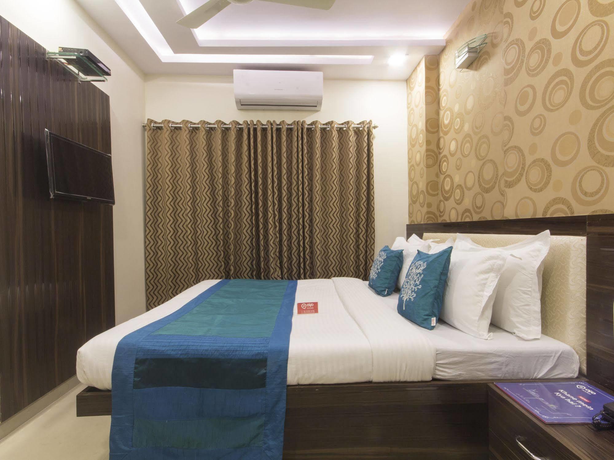 Hotel Accore Inn มุมไบ ภายนอก รูปภาพ